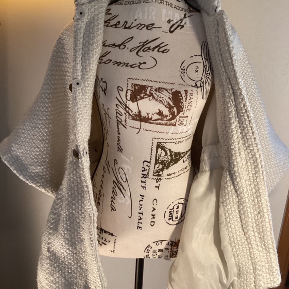 Roz&Ali Short Cape Jacket - Picture 3 of 11